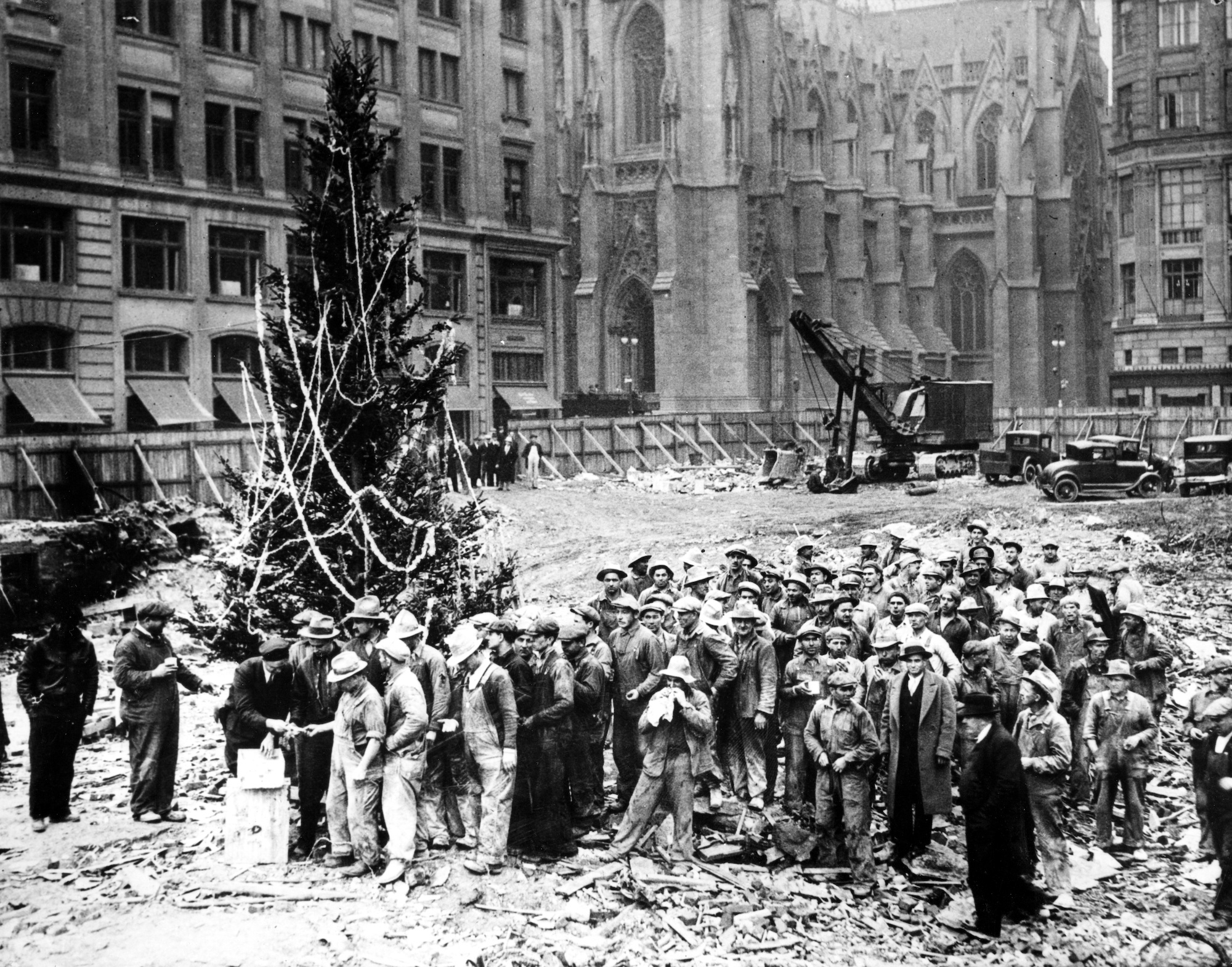 Rockefeller-Center-1931-tree-courtesy-of-Tishman-Speyer.jpg