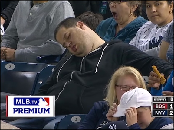 Sleeping-Yankees-Fan-Sues2.jpg