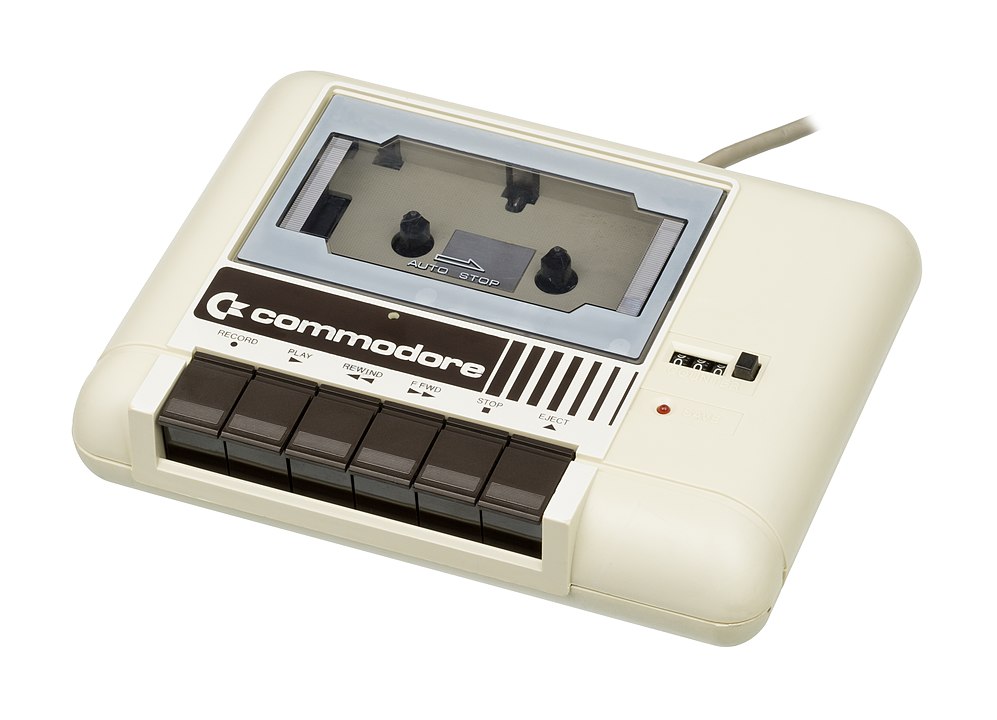997px-Commodore-Datasette-C2N-Mk1-Front.jpg