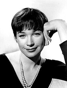 Shirley_MacLaine_-_1960.jpg