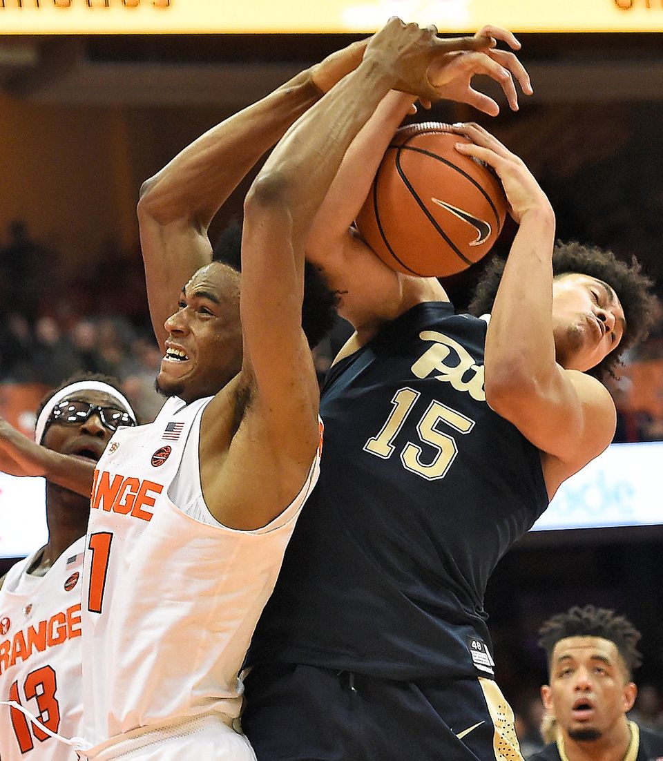 e2f_20180116dnsuhoops32.jpg