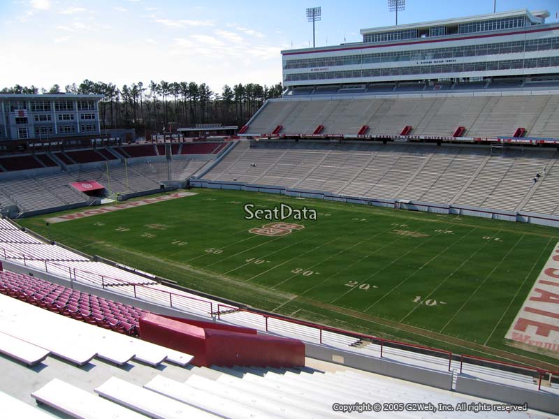 carter-finley-stadium-ncaaf-9L-800x600.jpg