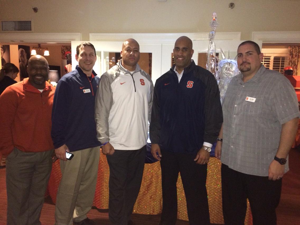 B8KE6jKIcAAEDaZ.jpg:large