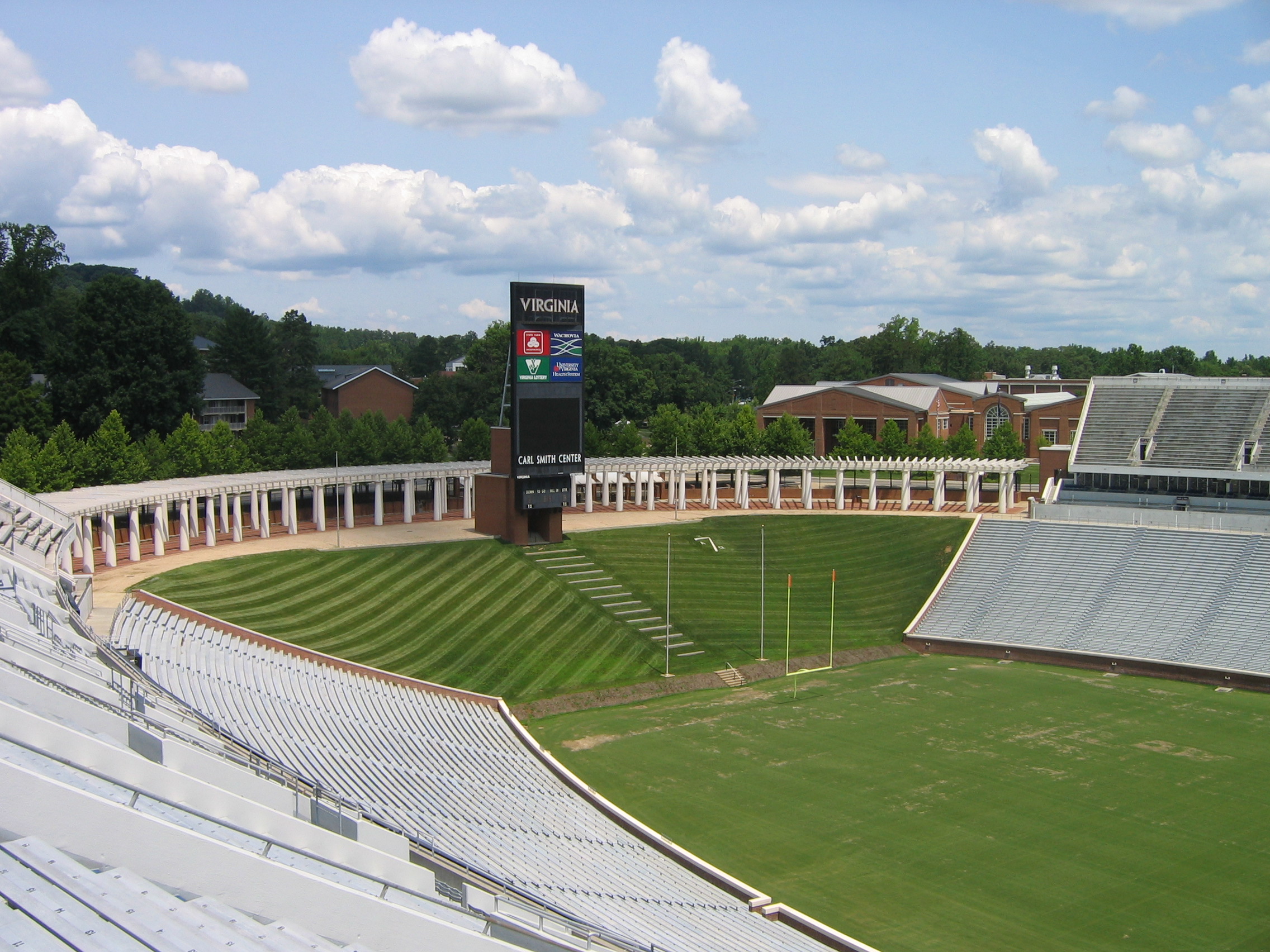 Virginia_Scott_Stadium_2006.jpg