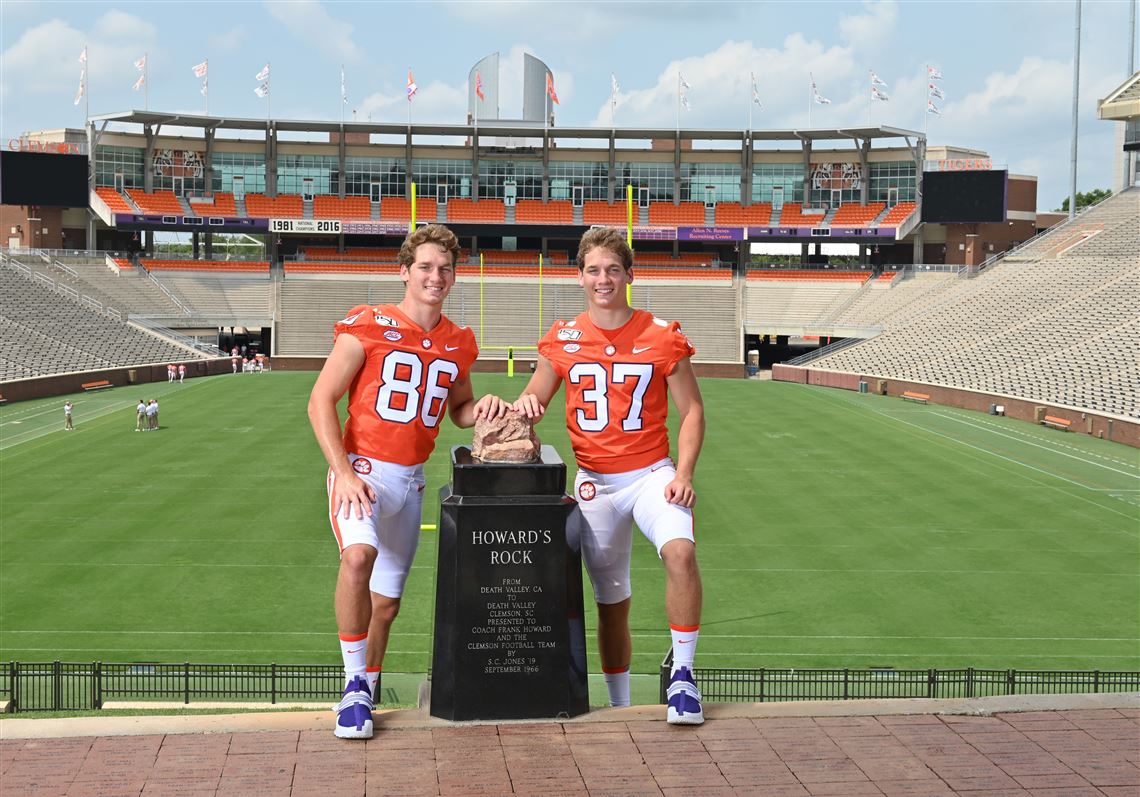 Clemson-Herbstreits-1.jpg