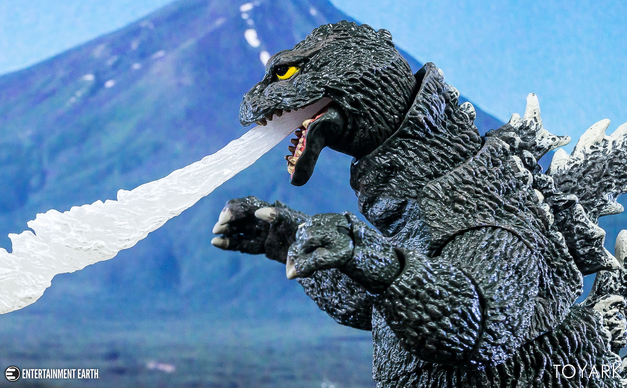 NECA-Godzilla-62-Figure-031.jpg