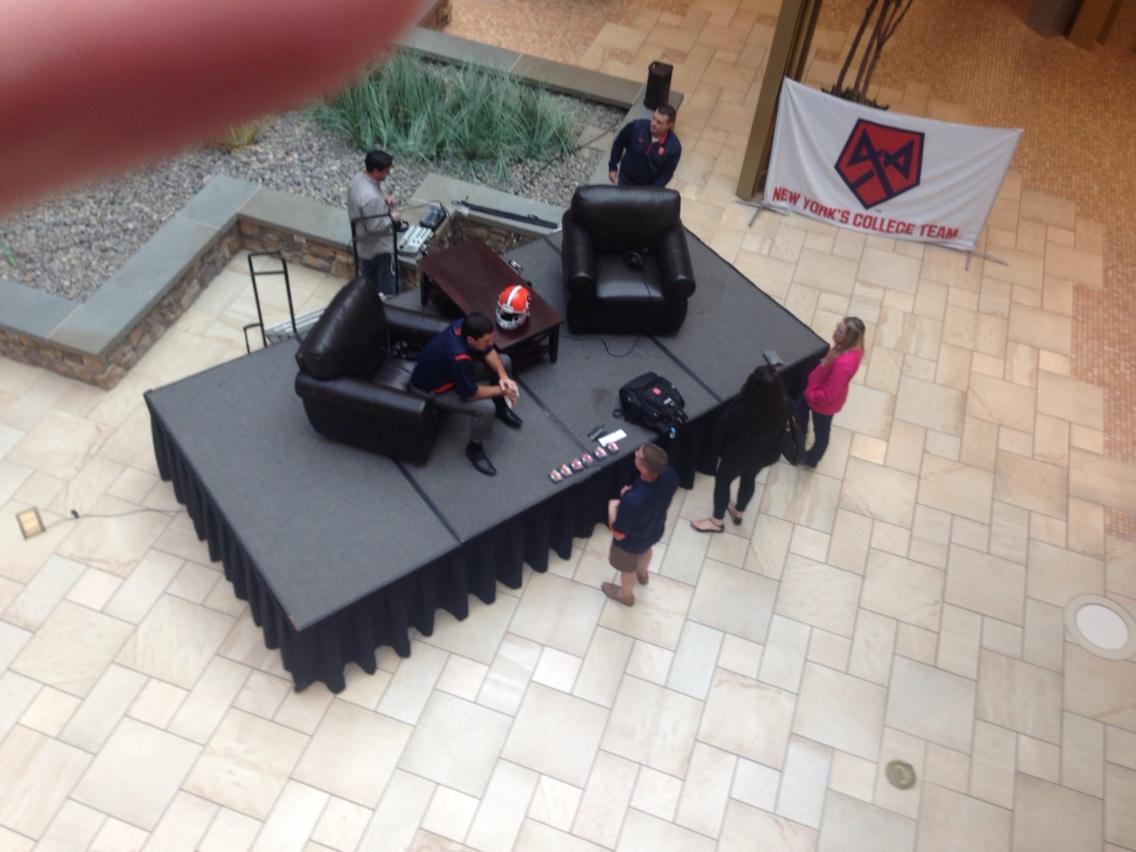 BwFECfuIQAAxb9Y.jpg:large