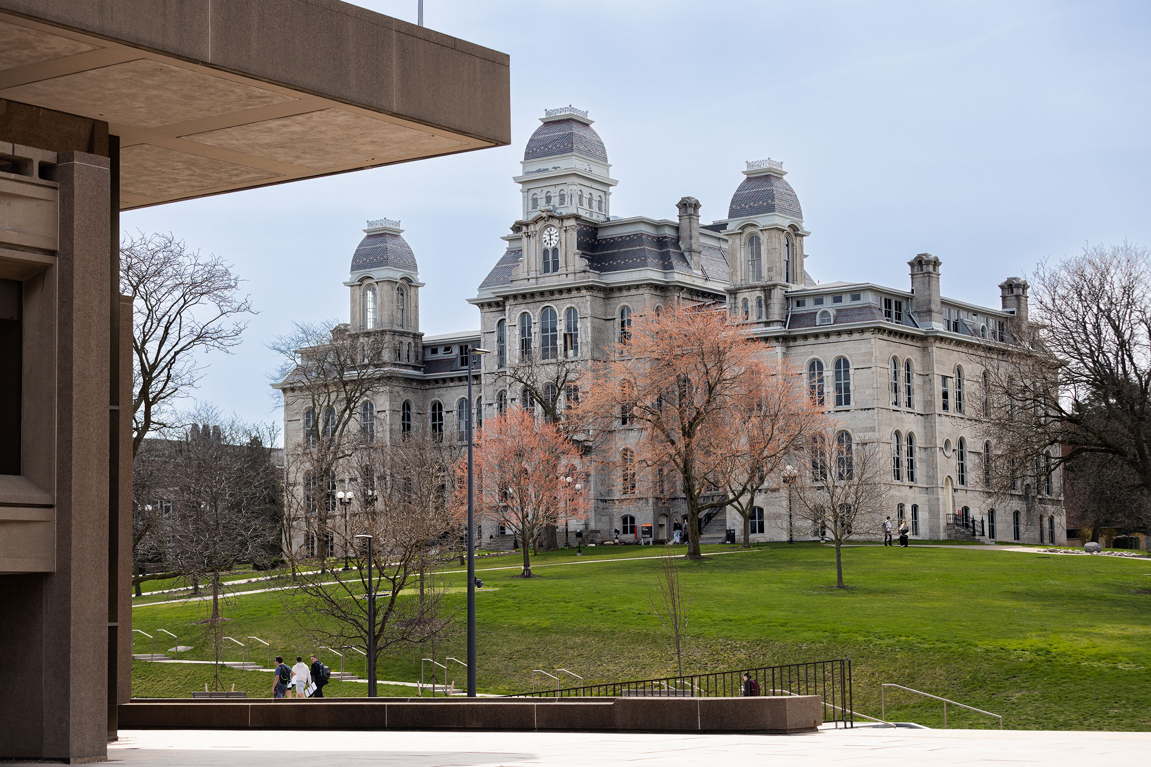 www.syracuse.edu