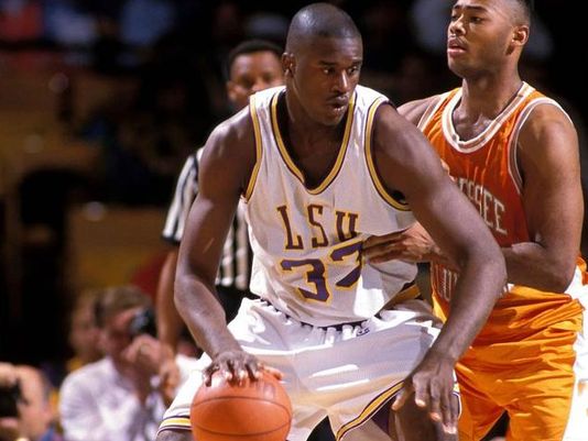 collegebasketballexperience.com