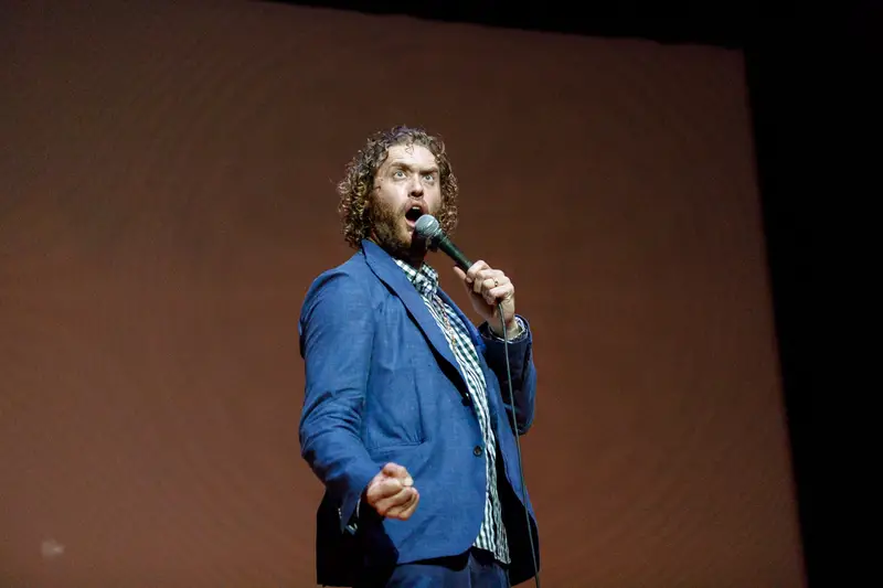 100817_TJMiller_PaulSchlesinger_APE_05.jpg