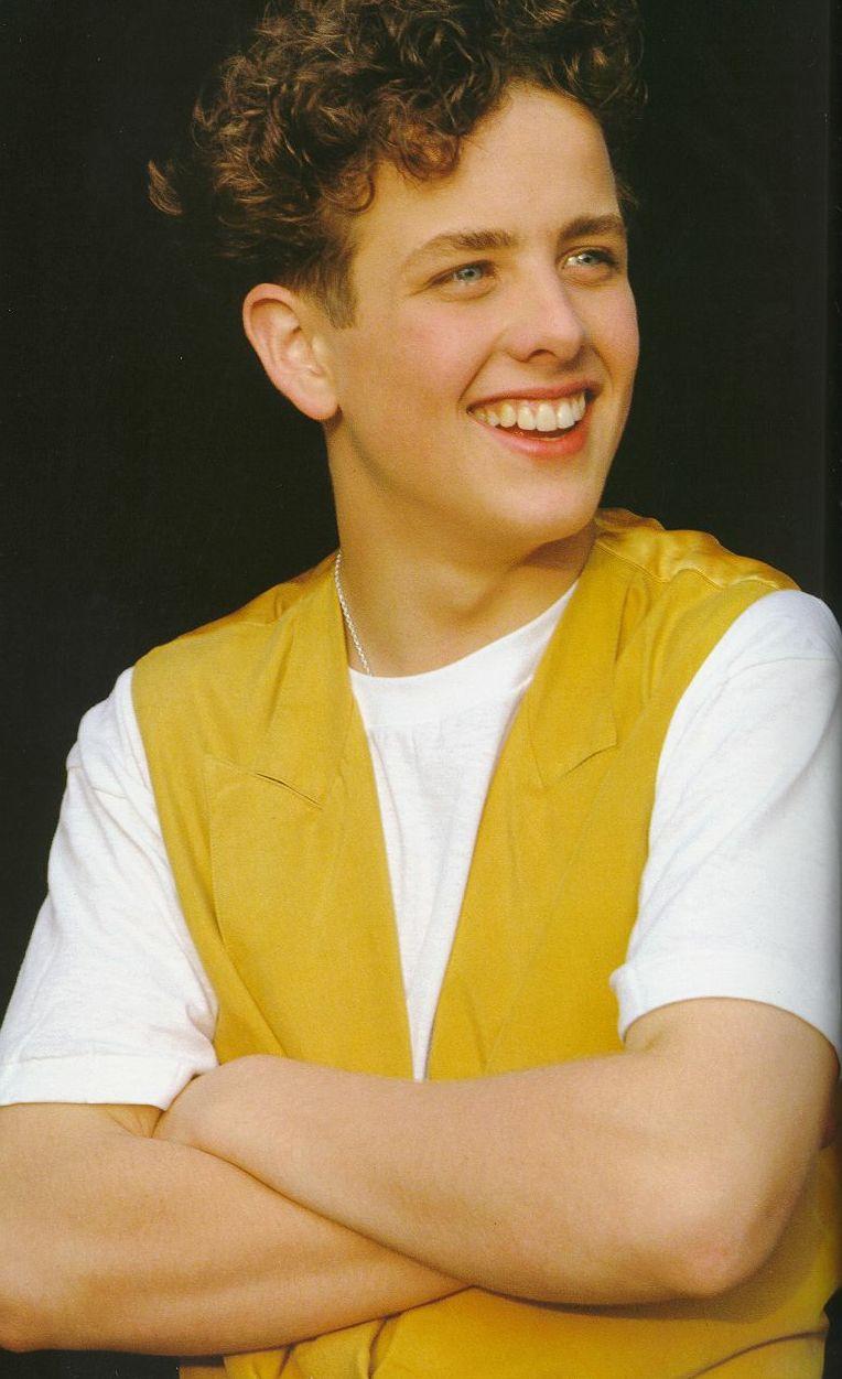joey-mcintyre-joey-mcintyre-31548112-764-1251.jpg