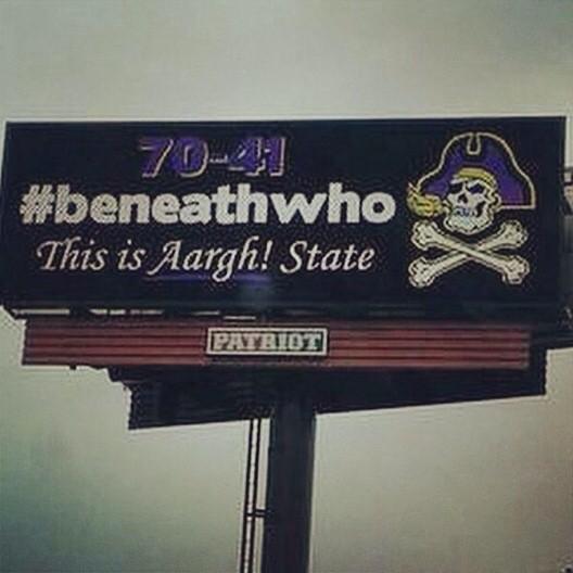 ByQj86OIgAA77Np.jpg:large