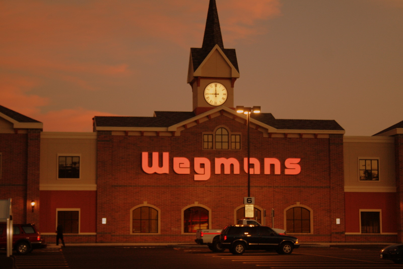 wegmans-755069.jpg