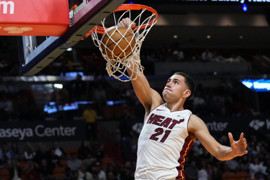 www.hoopsrumors.com