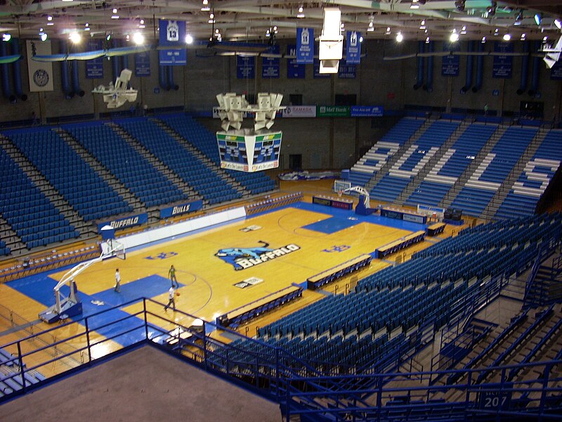 800px-AlumniArena2.jpg
