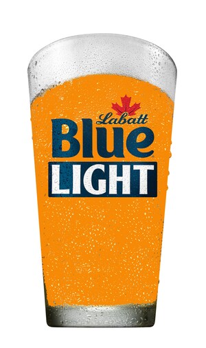 Labatt Blue Light Pint Glass Image.