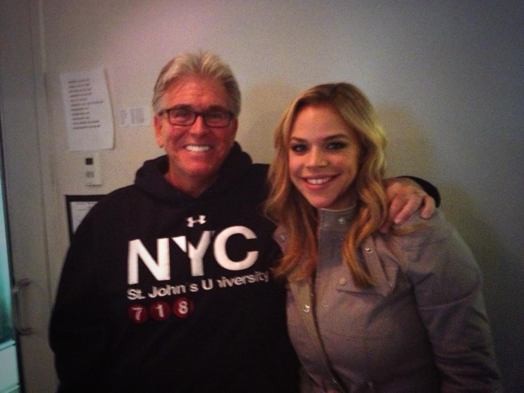 BzST73CIYAICT26.jpg:large