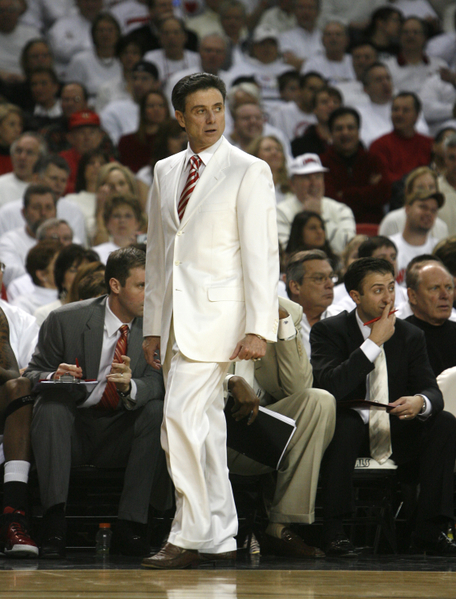 pitino-white-suit.jpg