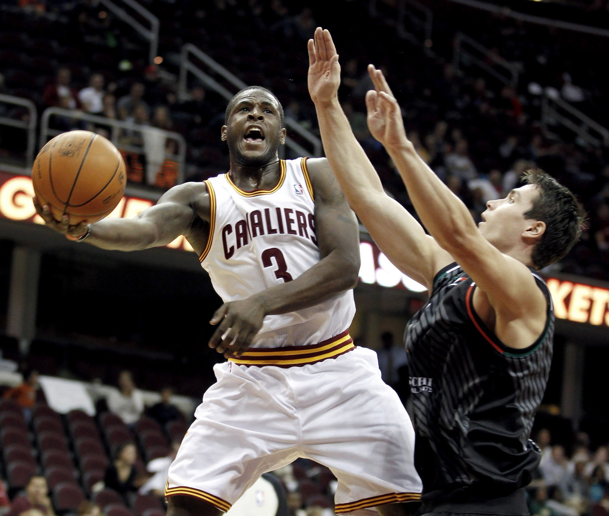 waiters-cavs-drive-bucks-2012-apjpg-54ecce977beed6f2.jpg