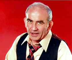 lougrant15a.jpg