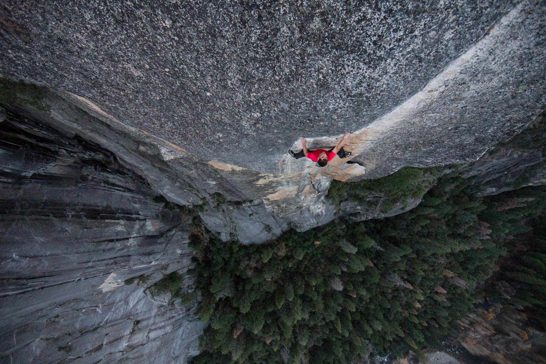 alex-honnold-el-capitan-rope-free-ascent-12.jpg