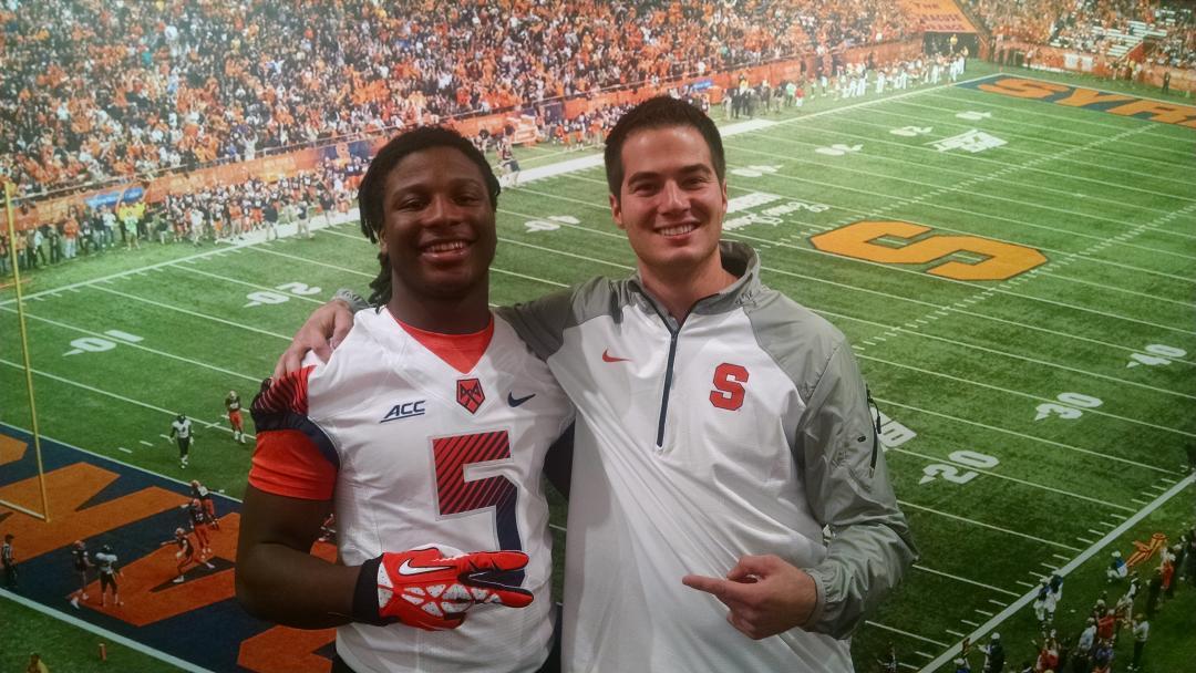 BztKsjLCQAINvpD.jpg:large