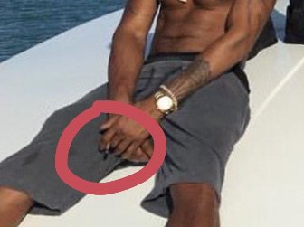 C1RHfwgUoAAY0Kl.jpg:large