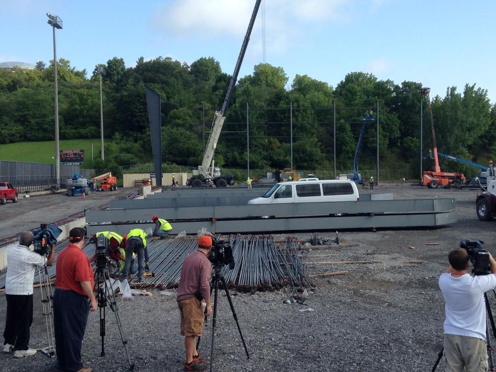 Bu68jwTIcAALgJc.jpg:large