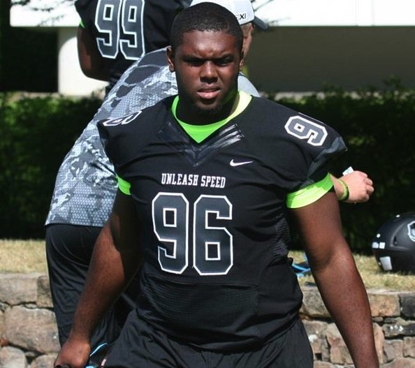 thomas-holley-2013-0054853e95b7925a.jpg