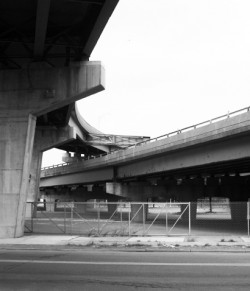 6856_i811_bw.jpg