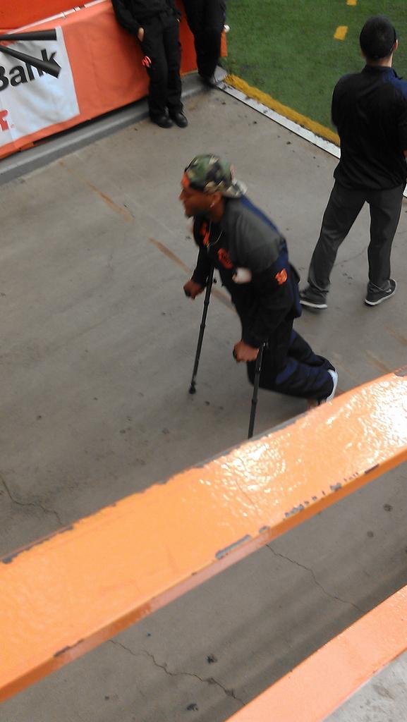 BzrSOIXIcAAa8PZ.jpg:large