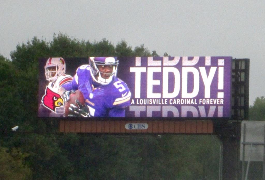 By5Bak5CEAAl0IK.jpg:large