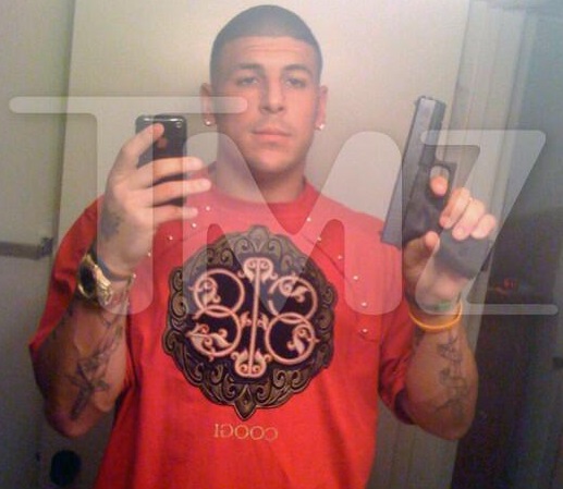 aaron-hernandez-gun.jpg