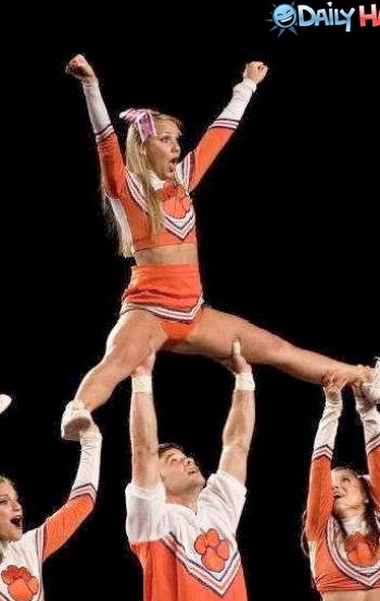 male_cheerleaders.jpg