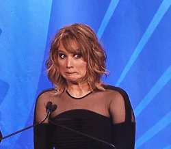 tumblr_nt6fdebEYu1sgl0ajo1_250.gif