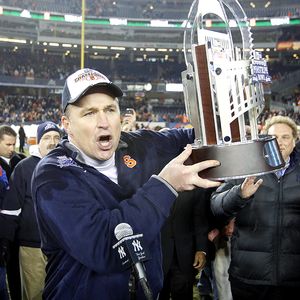ny_u_marrone_b1_300.jpg