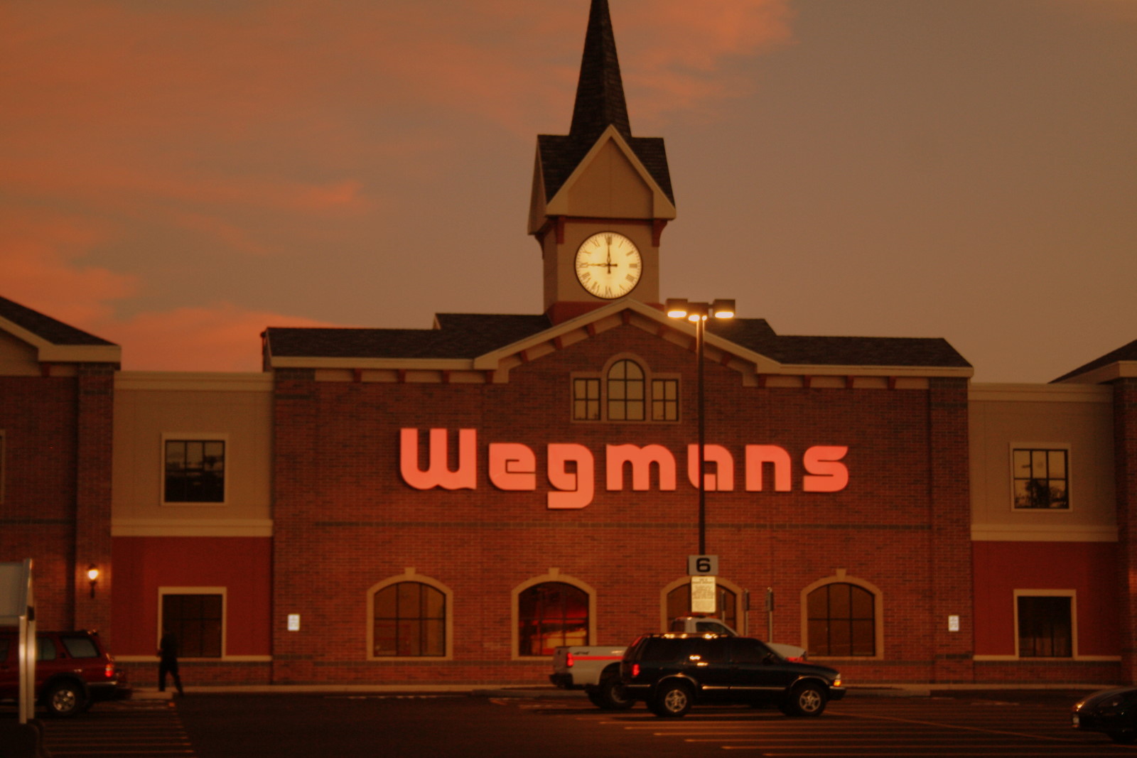 wegmans-755069.jpg