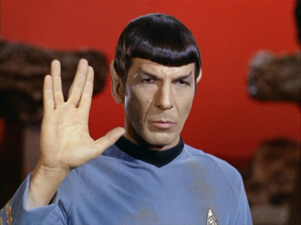 Spock_performing_Vulcan_salute.jpg