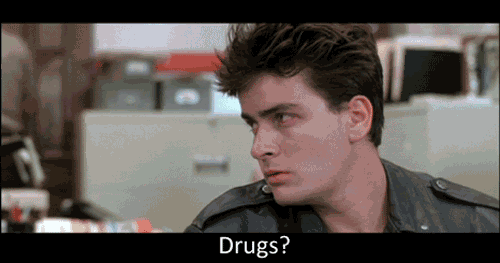 charlie-sheen-in-ferris-bueller-drugs.gif