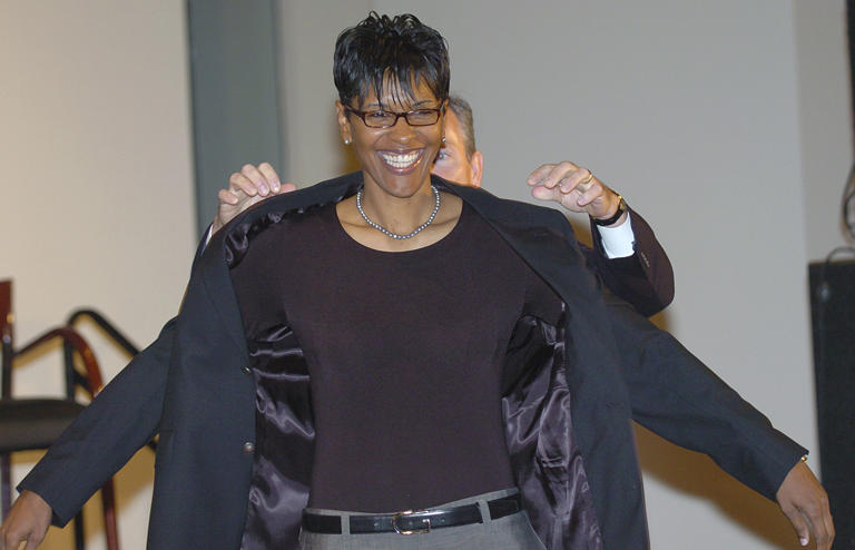 Lynette Woodard was inducted into the Naismith Memorial Basketball Hall of Fame in 2004. (Bob Child/AP)